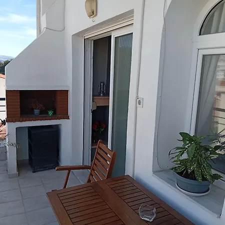 Cozy Maisonette Filoxenia *